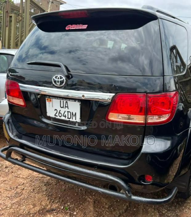 Toyota Fortuner 2008 Black
