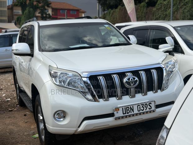 Toyota Land Cruiser Prado 2015 Pearl