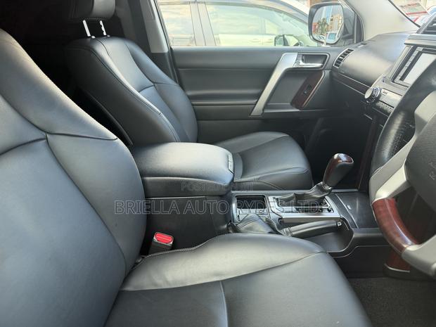 Toyota Land Cruiser Prado 2015 Pearl
