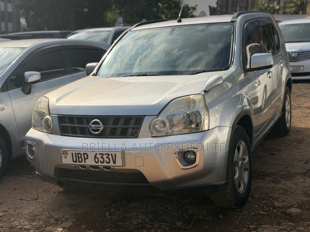 Nissan X-Trail 2010 Teal