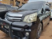 Toyota Noah 2.0 143hp AWD (8 Seater) 2011 Black for sale