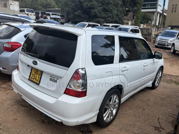 Subaru Forester 2007 White