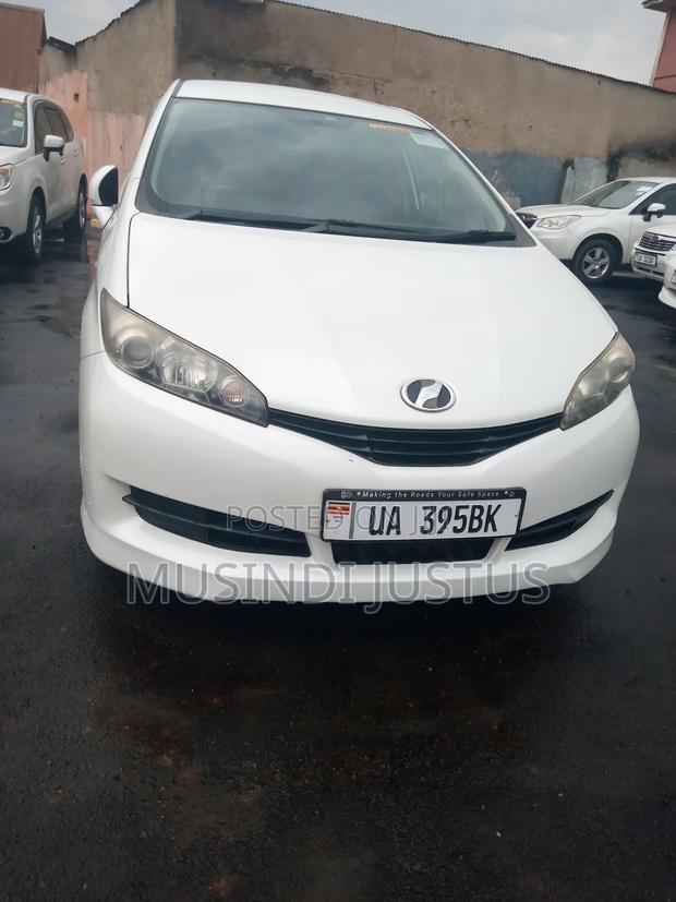 Toyota Wish 2011 White