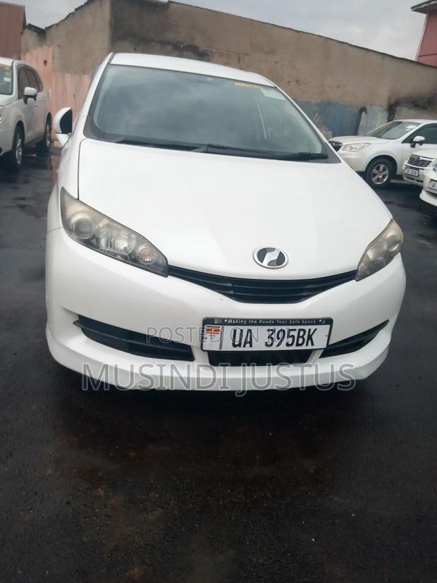 Toyota Wish 2011 White