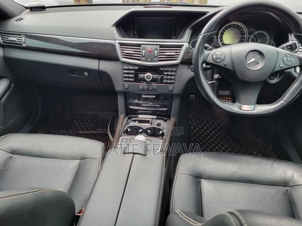 Mercedes-Benz E350 Base 4dr 4Matic Sedan AWD (3.5L 6cyl 7A) 2012 Black