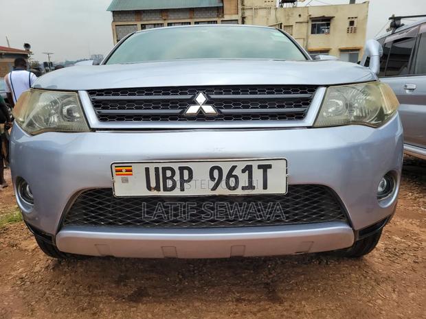 Mitsubishi Outlander 2.0 Di-D 2008 Silver