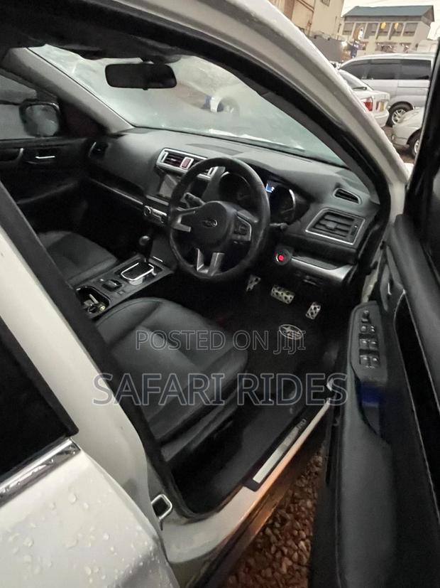 Subaru Outback 2016 White