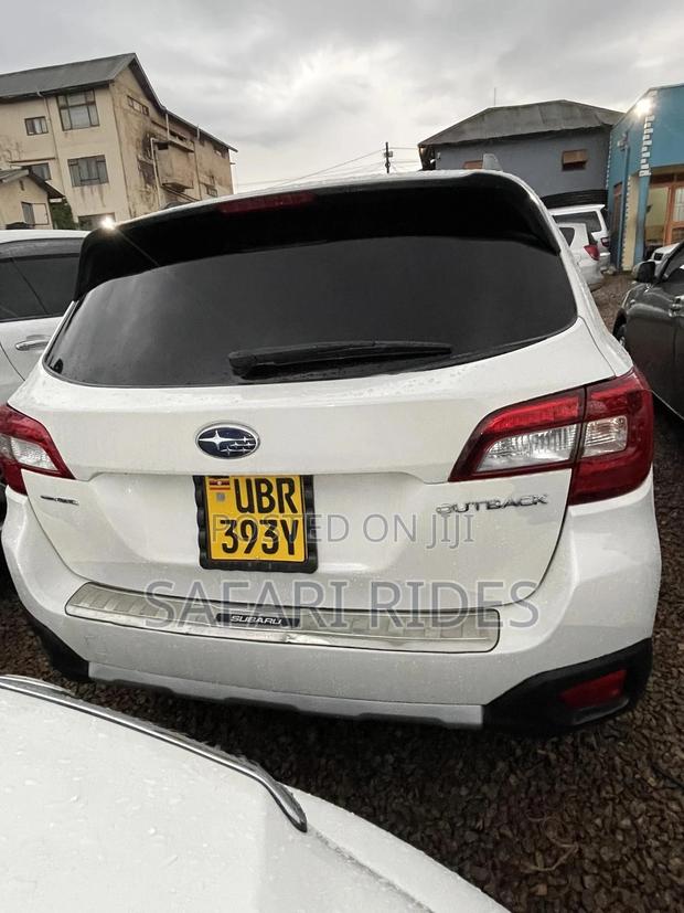 Subaru Outback 2016 White