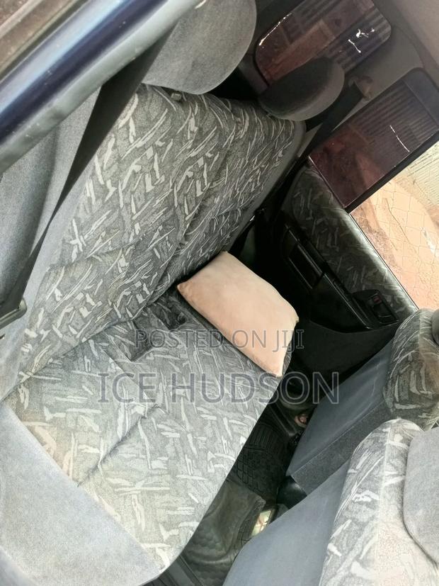 Mitsubishi Pajero IO 2000 Blue