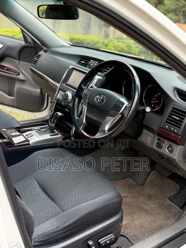 Toyota Mark X 2.5 AWD 2011 White