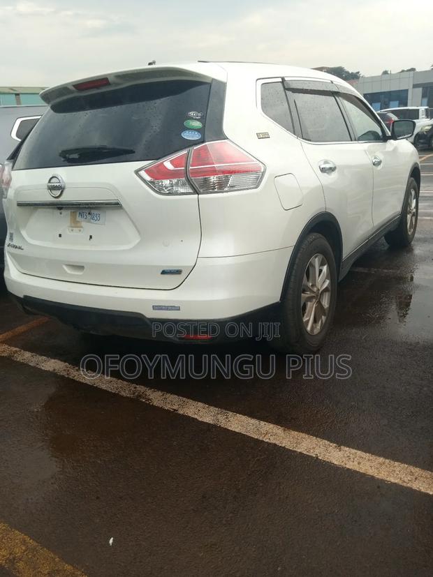 Nissan X-Trail 2014 White