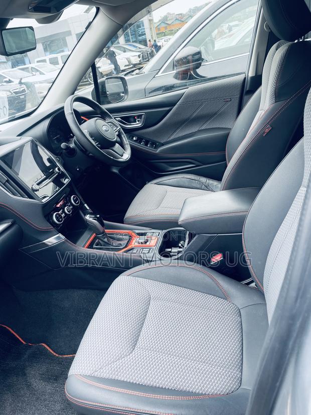 Subaru Forester 2018 Silver