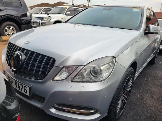 Mercedes-Benz E300 2013 Silver