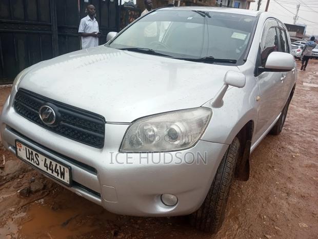 Toyota RAV4 2006 Silver