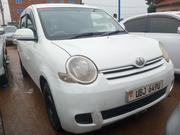 Toyota Sienta 2008 White for sale