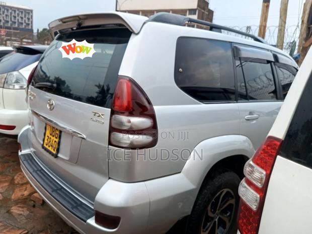 Toyota Land Cruiser Prado 2007 Silver