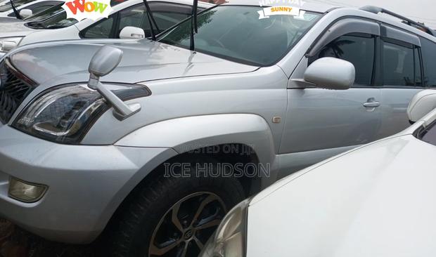 Toyota Land Cruiser Prado 2007 Silver
