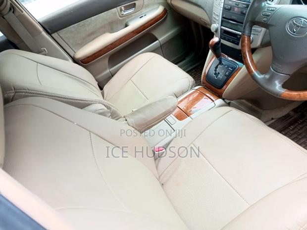 Toyota Harrier 2007 White