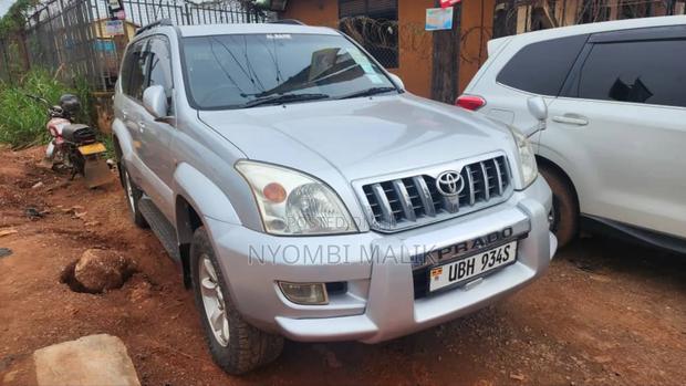 Toyota Land Cruiser Prado 3.4 5dr 2006 Silver