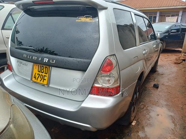 Subaru Forester Automatic 2003 Silver