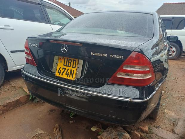 Mercedes-Benz C200 2006 Black