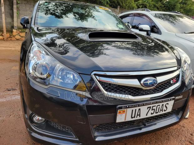 Subaru Legacy 2.5i Limited 2010 Black