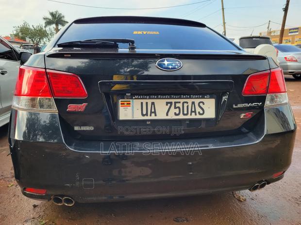 Subaru Legacy 2.5i Limited 2010 Black