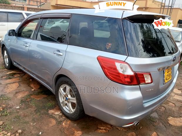 Subaru Exiga 2010 Blue