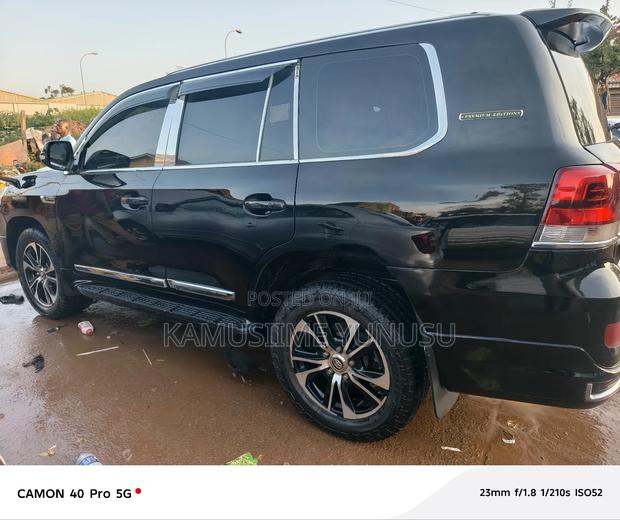 Toyota Land Cruiser 4.5 V8 GX-R 2013 Black