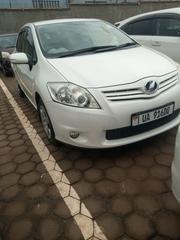 Toyota Auris 2011 White for sale