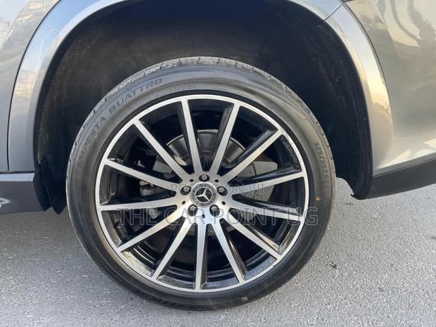 Mercedes-Benz GLS-Class GLS 400d 2021 Gray