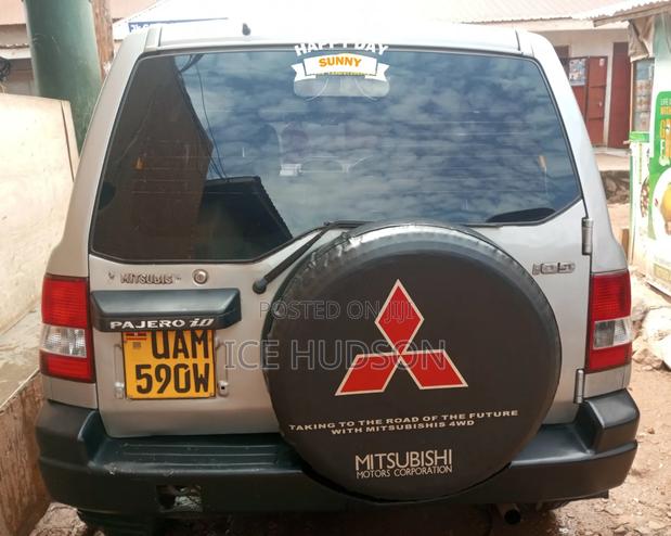 Mitsubishi Pajero IO 2003 Gray