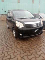 Toyota Noah 2013 Black for sale
