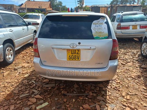 Toyota Blade 2006 Silver
