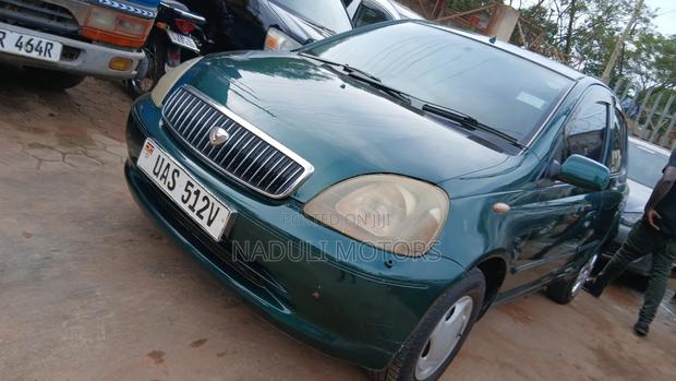 Toyota Vitz 2010 Green
