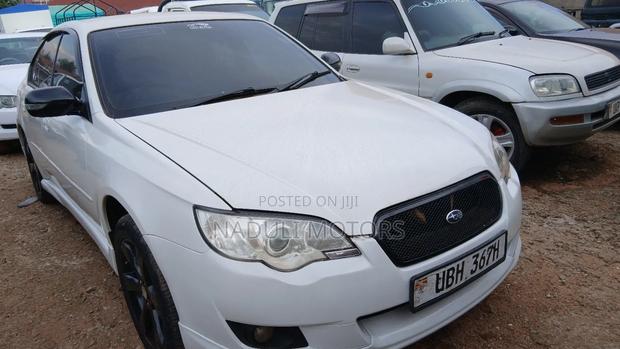 Subaru Legacy 2012 White