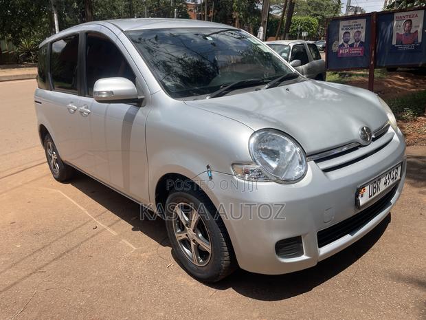 Toyota Corolla Spacio 2008 Silver