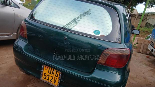 Toyota Vitz 2010 Green