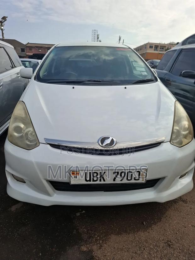 Toyota Wish 2007 White