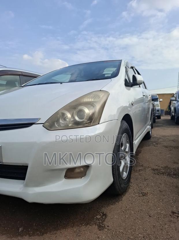Toyota Wish 2007 White