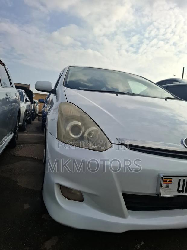 Toyota Wish 2007 White
