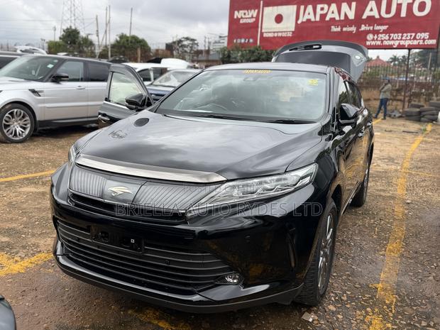 Toyota Harrier 2017
