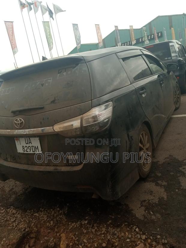 Toyota Wish 2012 Black