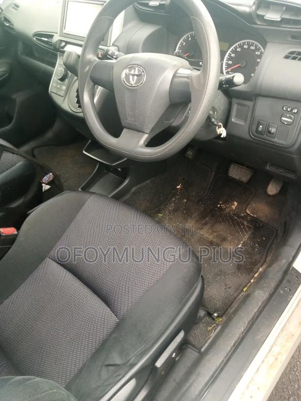 Toyota Wish 2013 White