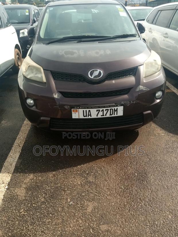 Toyota IST 2012 Maroon