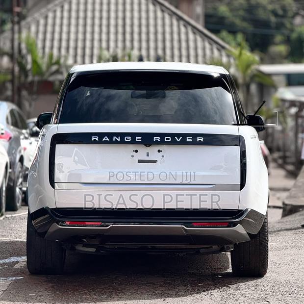 Land Rover Range Rover Vogue 2024 White