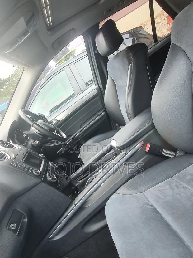 Mercedes-Benz M Class ML 350 4Matic 2011 Black