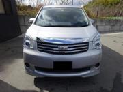 Toyota Noah 2012 Silver for sale