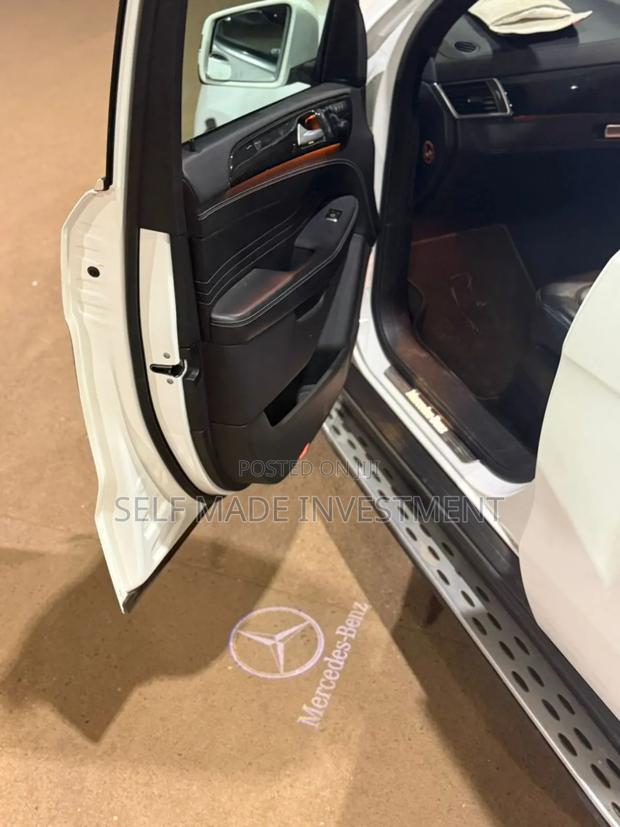 Mercedes-Benz GLE-Class 2017 White