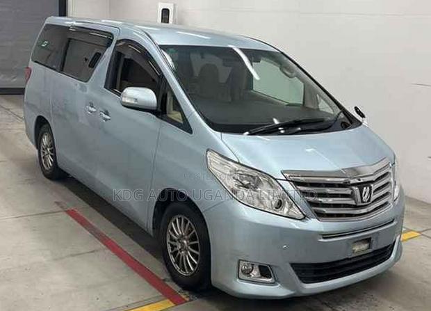 Toyota Alphard 2.4 Petrol FWD 2013 Blue